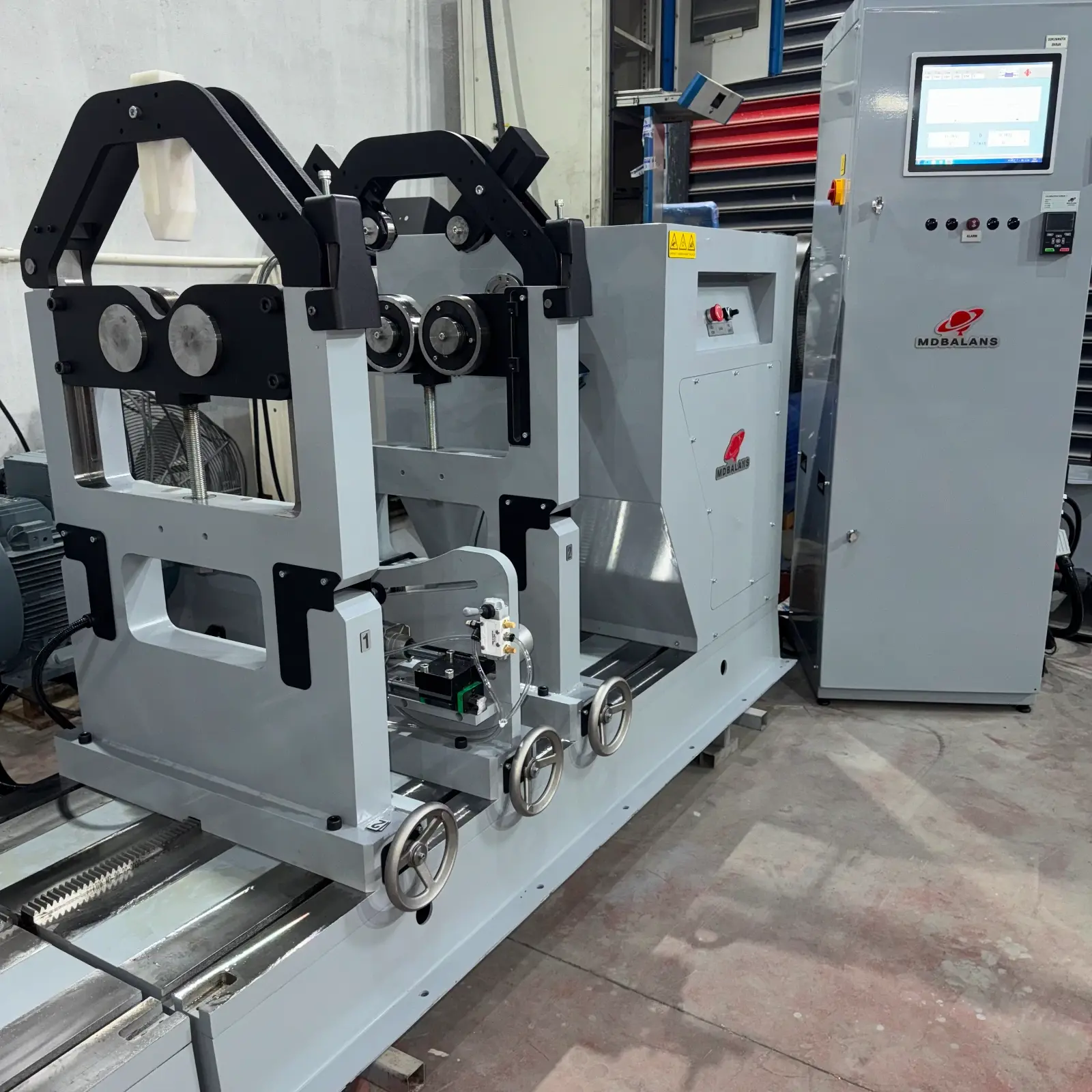 MD5000-YKR /  5 Ton Kapasiteli Yatay Balans Makinesi